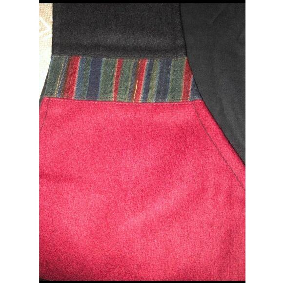 VINTAGE Handmade 100% Wool Made In Napal Vest black & wine size medium - Picture 10 of 16